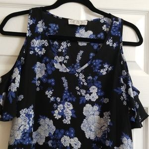 Floral print blouse